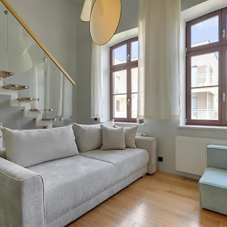 Loft Living Z Antresola I Parkingiem By Lion Sopot